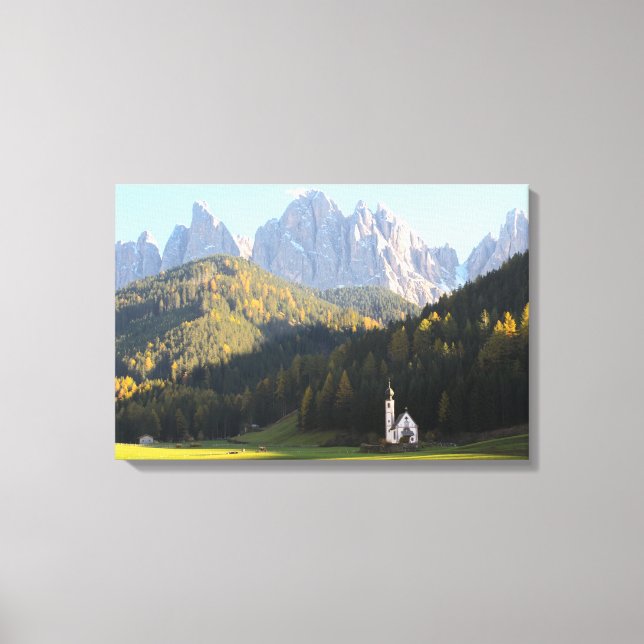 Kirche mit Dolomiten-Leinwand Leinwanddruck (Vorderseite)