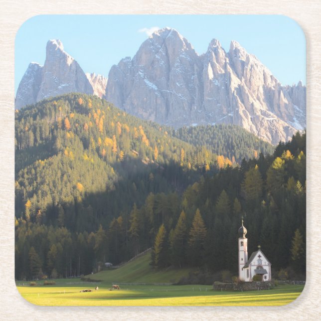 Kirche mit DolomitgebirgsUntersetzer Rechteckiger Pappuntersetzer (Vorderseite)