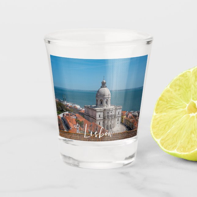 Kirche Santa Engracia in Lissabon, Portugal Schnapsglas (Vorderseite)