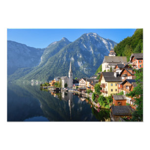 Kirche und Dorf Hallstatt, Österreich mit Alpen Fotodruck