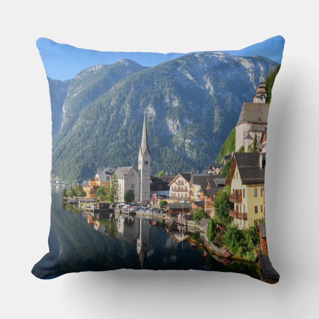 Kirche und Dorf Hallstatt, Österreich mit Alpen Kissen (Vorderseite)