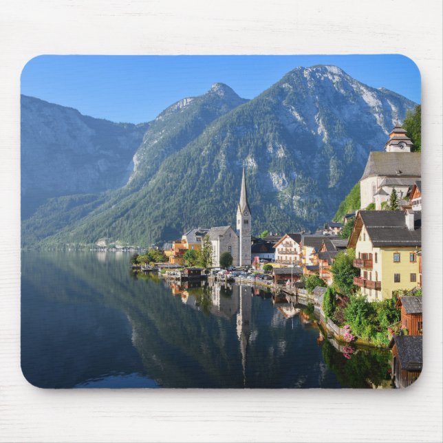 Kirche und Dorf Hallstatt, Österreich mit Alpen Mousepad (Vorne)