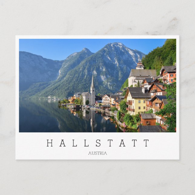 Kirche und Dorf Hallstatt, Österreich mit Alpen Postkarte (Vorderseite)