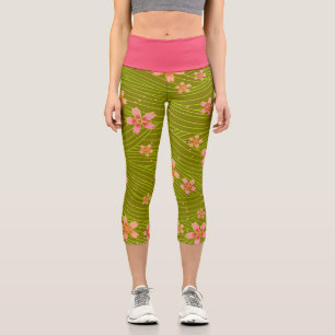 Kirschblüten auf Grün Capri Leggings