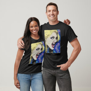 "Kiss Hard" Gemälde auf einem T-Shirt