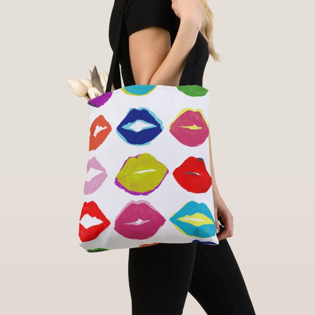 Kiss Kiss Tasche (Von Nahem)