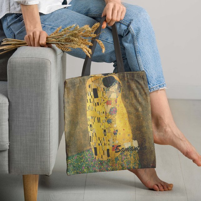 Kiss Klimt Tasche (This exciting tote bag features Austrian painter Gustav Klimt's artwork The Kiss.)