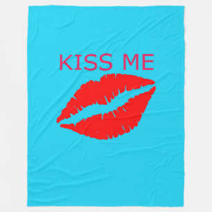 Kiss Me Fleecedecke