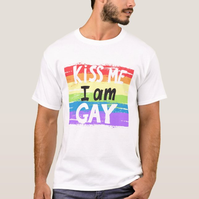 Kiss Me I is Gay T-Shirt (Vorderseite)