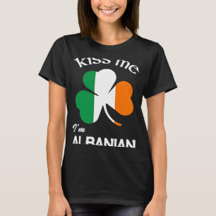 Kiss Me Ich bin albanisches Kleeblatt Albanien St  T-Shirt