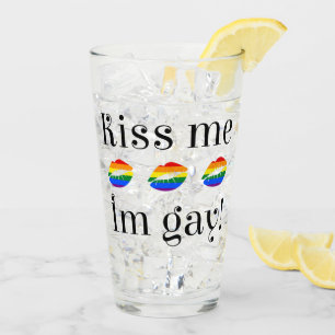 Kiss Me Ich bin schwul (schwarze Buchstaben) Glas