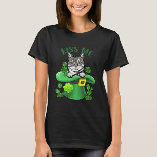 Kiss Me Niedlich American Shorthair Cat St Patrick T-Shirt