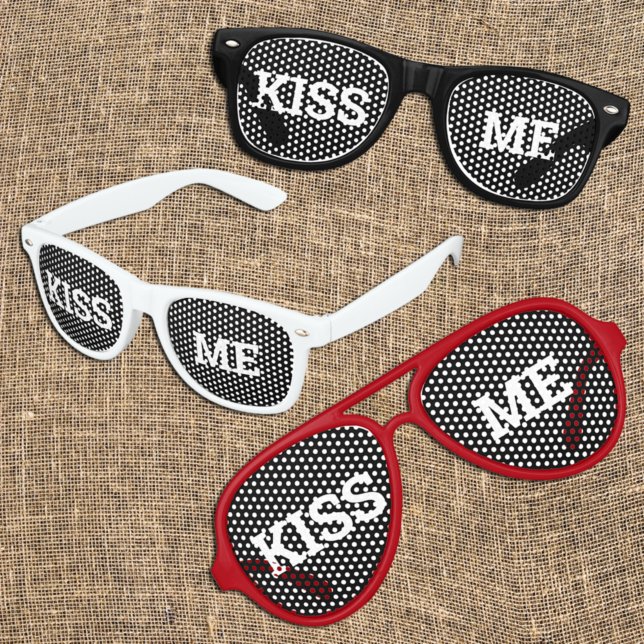 KISS ME Retro Shades / Fun Party Sonnenbrille (Von Creator hochgeladen)