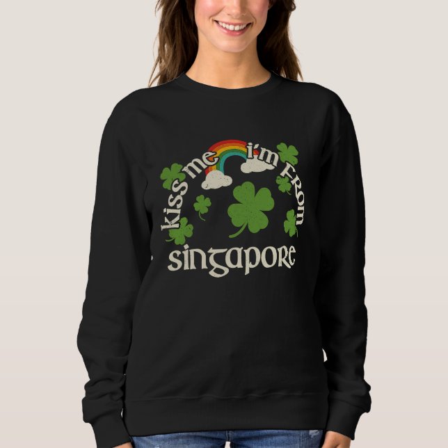 Kiss Me Shamrock  Funny St Patrick's Day Singapore Sweatshirt (Vorderseite)