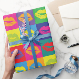 Kiss Pop Art Style Colorful Pattern Geschenkpapier