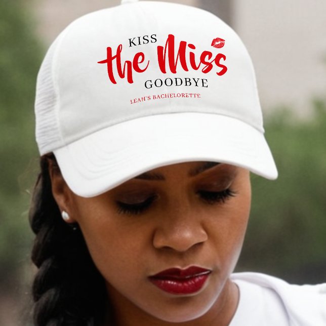 Kiss the Miss Goodbye Red Lip Bachelorette Party  Truckerkappe (Kiss the Miss Goodbye Red Lip Bachelorette Party Trucker Hat
)