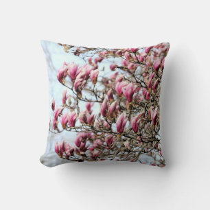 Kissen aus rosa Magnolien