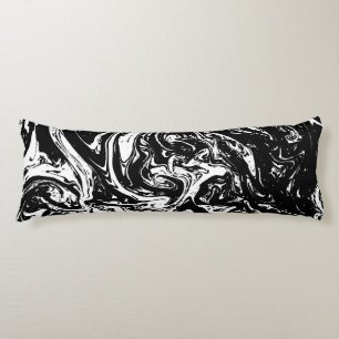 Kissen im Schwarz-Weiß-Marmor-Stil