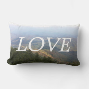 Kissen mit Bergblick-Motiv Liebe