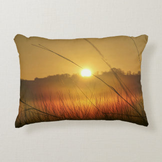 Kissen mit dem Bild des Sonnenuntergangs nach und 