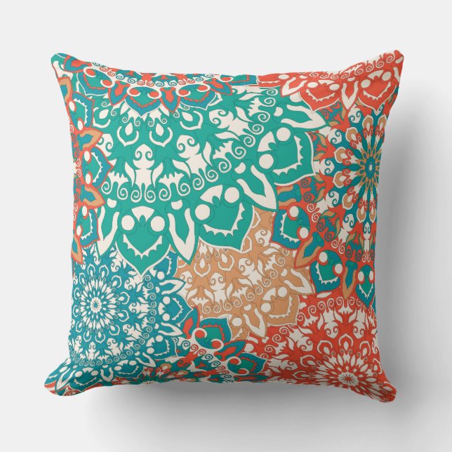 Kissen mit Mandala-Blumenmuster (Vorderseite)