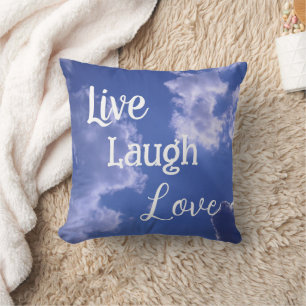 Kissen mit Spruch 'Live Laugh Love' Blauer Himme