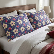 Kissenbezug in Marineblau mit cremefarbenen Blumen
