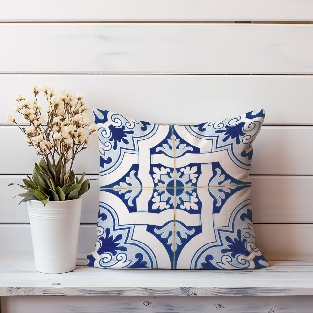 Kissenkissen | Mixed Blue Italian Design Kissen (pillow majolica blue ceramic tile)