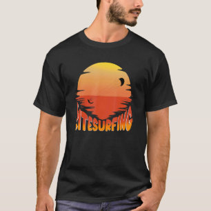 Kitesurfen im Sonnenuntergang T-Shirt