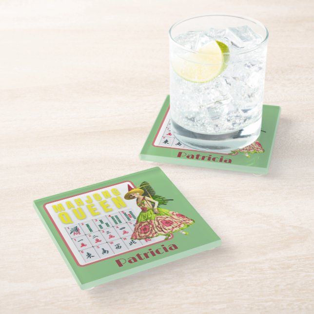 Kitschy Mahjong Queen Personalisiert Glasuntersetzer (Schrägansicht)