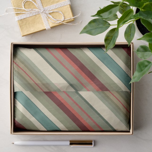 Kitschy Santa and Ornaments Complimentary Stripes Seidenpapier (Geschenk)