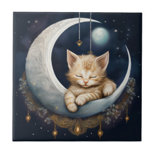 Kitten Asleep auf dem Crescent Moon Objekt Fliese