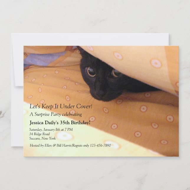 Kitten sous couverture Surprise Party Invitation (Devant)