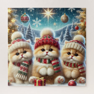 Kitty Cats im Weihnachtsdekor und Schnee