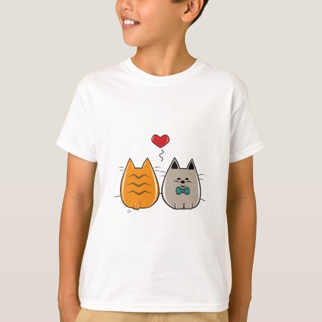 Kitty Chan in Liebe T-Shirt (Vorderseite)