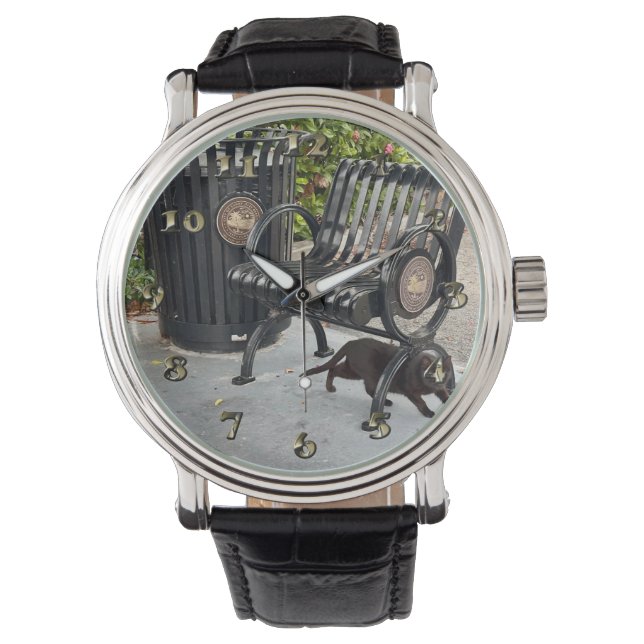 Kitty im Park Armbanduhr (Vorderseite)