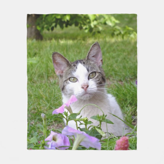 Kitty in den Blume Fleecedecke (Vorderseite)