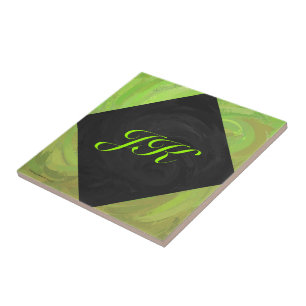 Kiwi Bash Green und Black Monogram Fliese