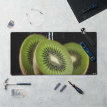 Kiwi in Wasserspritze