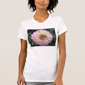 Klare Lavendel-Creme-Dahlie T-Shirt