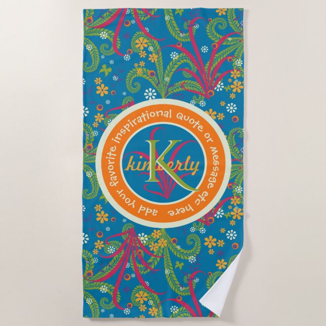 Klares Laub-Sommer-Grün-botanisches Monogramm Strandtuch (Vorderseite)