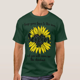 Klasse 2024 Hochrangige Geschenke Funny Seniors 20 T-Shirt