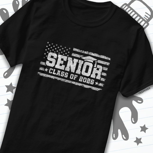 Klasse 2026 Abschluss American Flag Senior 2026 T-Shirt (Von Creator hochgeladen)
