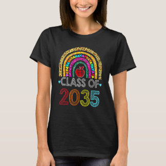 Klasse 2035 Rainbow Pink Graduate Preschool Art T-Shirt