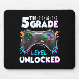 Klasse 5 freigeschaltet Zurück zur Schule Erster T Mousepad