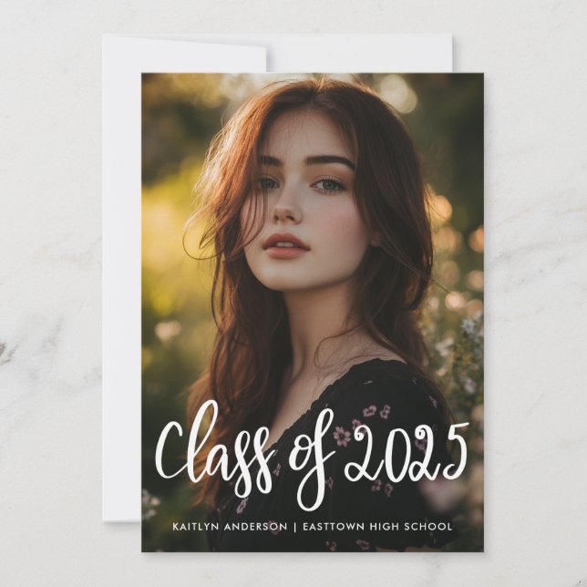 Klasse des Fotos für Lässige Skriptabschlüsse 2025 Einladung (Vorderseite)