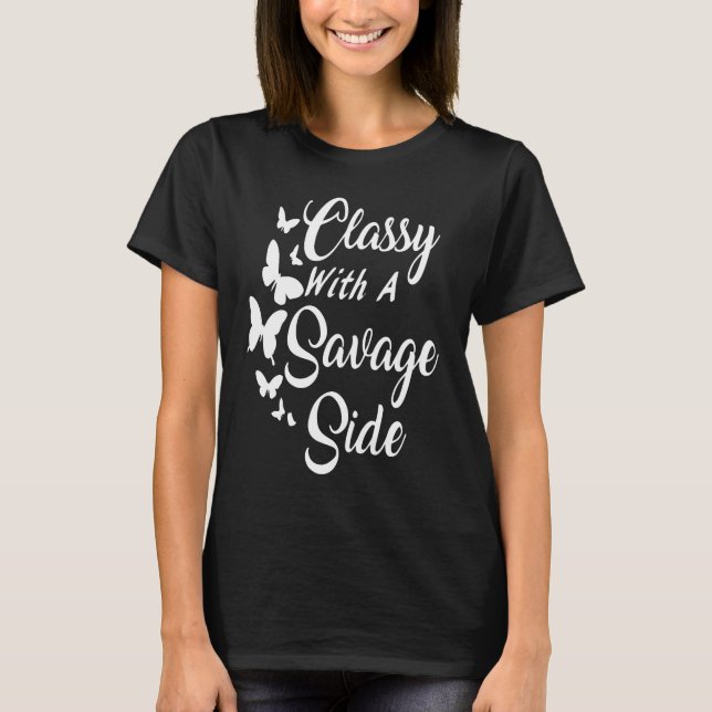  Klasse mit Savage-Seite T-Shirt (Vorderseite)