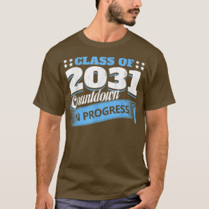 Klasse of 2031 Countdown Funny Graduate Student Gr T-Shirt