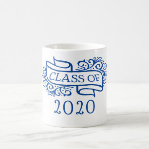 Klasse von 2020 kundenspezifischem Jahr und von Kaffeetasse