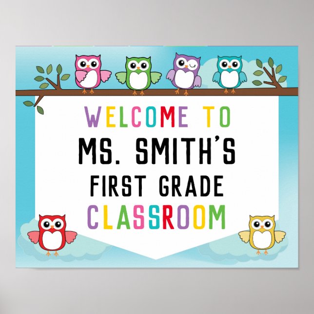 Klassenzimmer Begrüßungszeichen im Niedlichen Owl- Poster (Vorne)